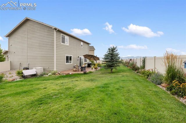 6812 Oak Vine Court, Colorado Springs, CO 80908