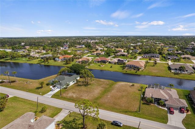 805 ROTONDA CIRCLE, Rotonda West, FL 33947