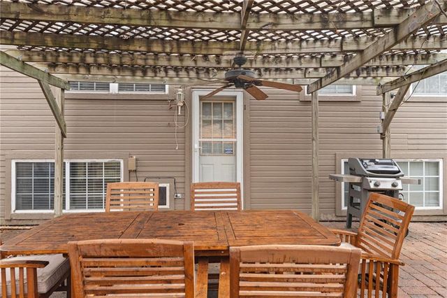 4528 Genessee Street, Kansas City, MO 64111