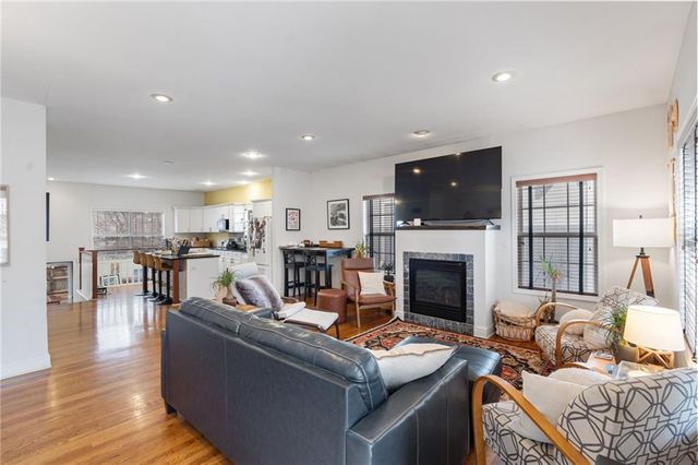 4528 Genessee Street, Kansas City, MO 64111