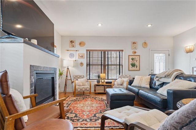 4528 Genessee Street, Kansas City, MO 64111