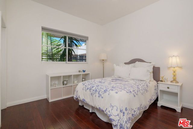 11636 Montana Avenue 311, Los Angeles, CA 90049