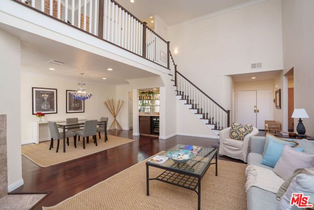 11636 Montana Avenue 311, Los Angeles, CA 90049