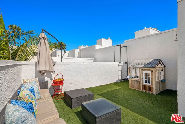 11636 Montana Avenue 311, Los Angeles, CA 90049