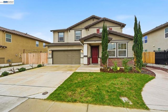 1444 Meridian St, Manteca, CA 95337