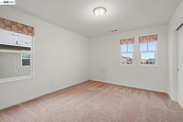 1444 Meridian St, Manteca, CA 95337
