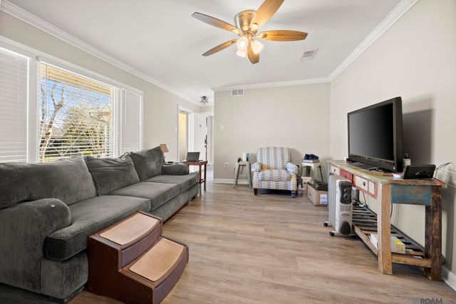 2112 E Contour Dr, Baton Rouge, LA 70809