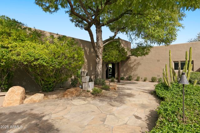 5434 E LINCOLN Drive E 1, Paradise Valley, AZ 85253