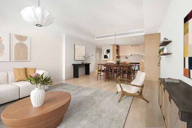 428 W 19th St Apt 7A, New York City, NY 10011