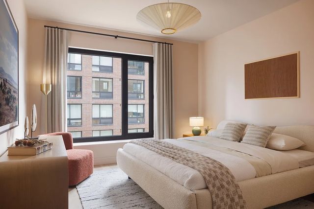 428 W 19th St Apt 7A, New York City, NY 10011