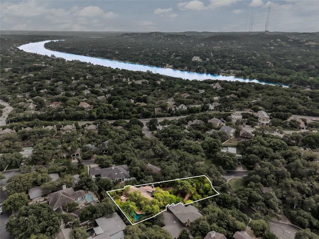 5801 Valley CIR, Austin, TX 78731