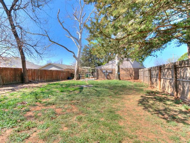 2010 W Brooks Street, Norman, OK 73069