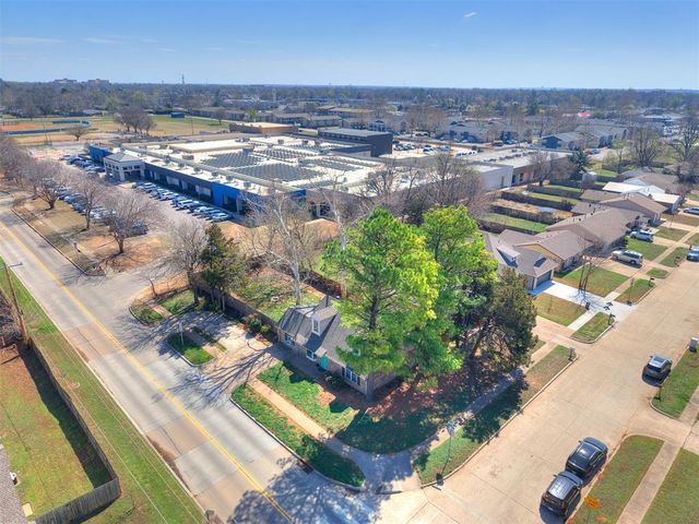 2010 W Brooks Street, Norman, OK 73069