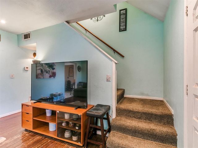 2010 W Brooks Street, Norman, OK 73069