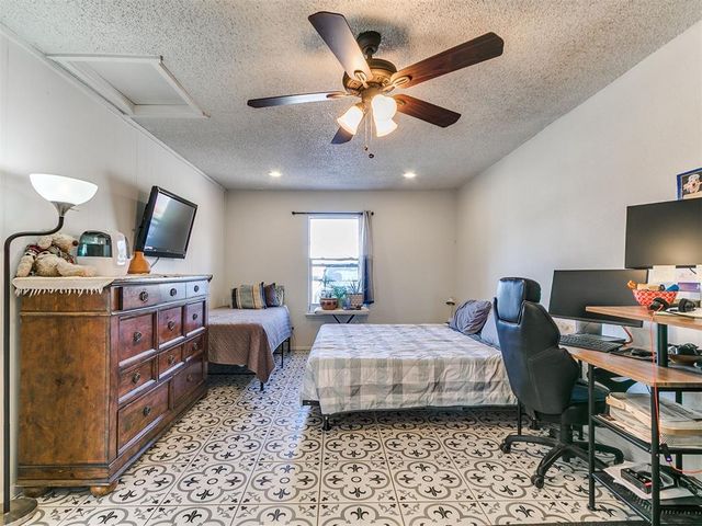 2010 W Brooks Street, Norman, OK 73069