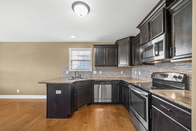 2318 Button Drive, Clarksville, TN 37040