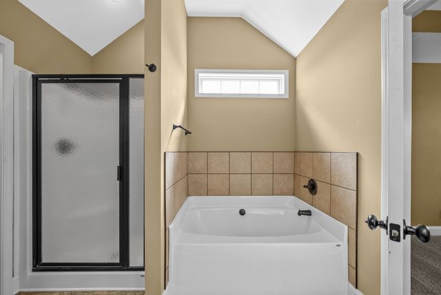 2318 Button Drive, Clarksville, TN 37040