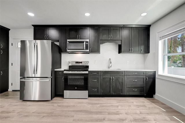 6703 N BOULEVARD, Tampa, FL 33604