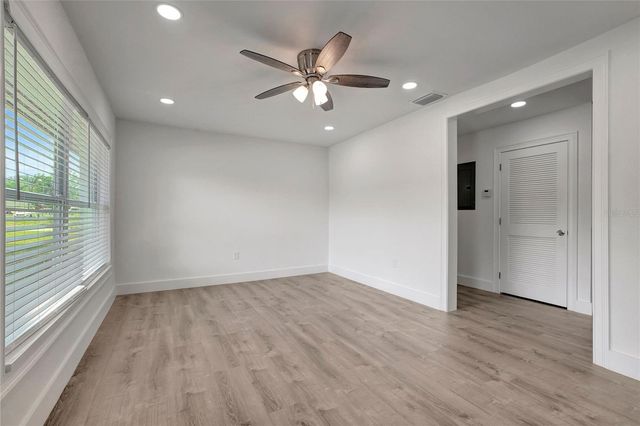 6703 N BOULEVARD, Tampa, FL 33604