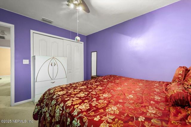 6947 NICHOLS CREEK Drive, Jacksonville, FL 32222