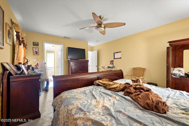 6947 NICHOLS CREEK Drive, Jacksonville, FL 32222