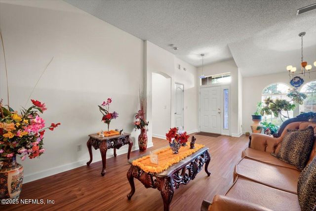 6947 NICHOLS CREEK Drive, Jacksonville, FL 32222
