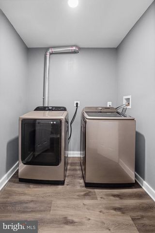 3014 ROYSTON AVE, Baltimore, MD 21214