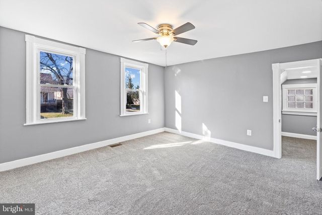 3014 ROYSTON AVE, Baltimore, MD 21214