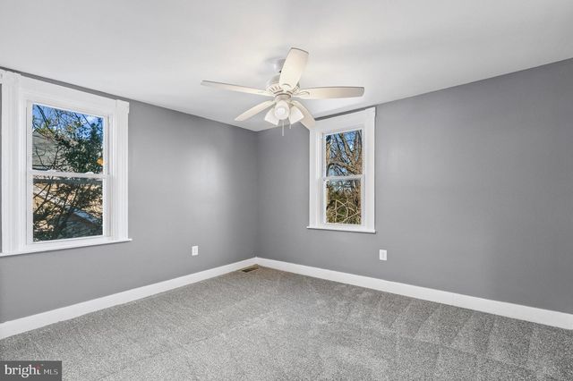 3014 ROYSTON AVE, Baltimore, MD 21214