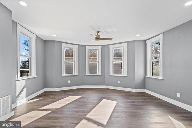 3014 ROYSTON AVE, Baltimore, MD 21214