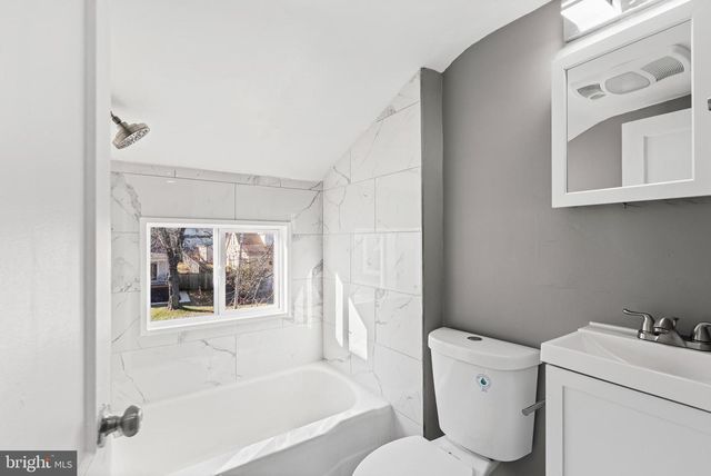 3014 ROYSTON AVE, Baltimore, MD 21214