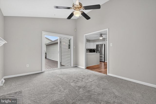 1095 CHERIMOYA ST, York, PA 17404