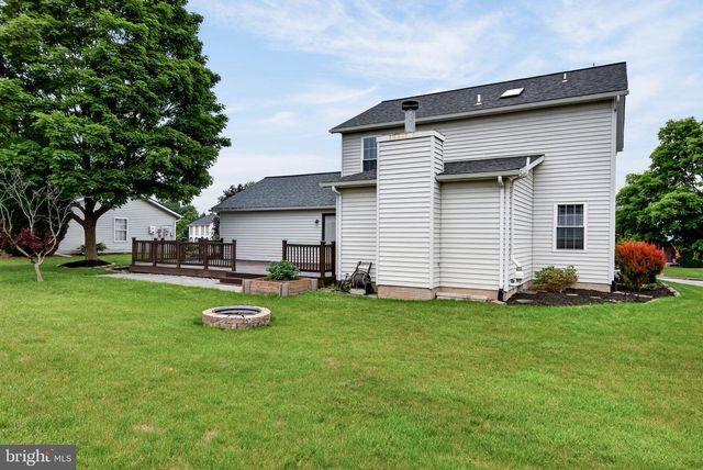1095 CHERIMOYA ST, York, PA 17404