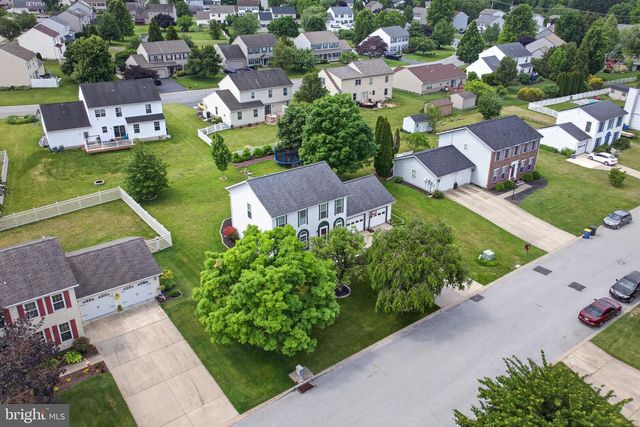 1095 CHERIMOYA ST, York, PA 17404
