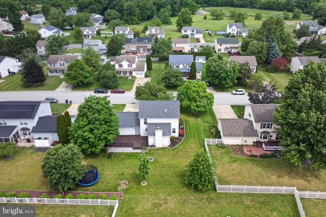 1095 CHERIMOYA ST, York, PA 17404