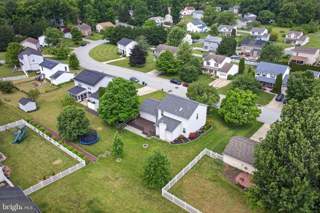 1095 CHERIMOYA ST, York, PA 17404