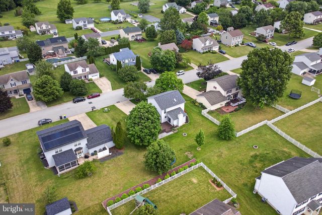 1095 CHERIMOYA ST, York, PA 17404