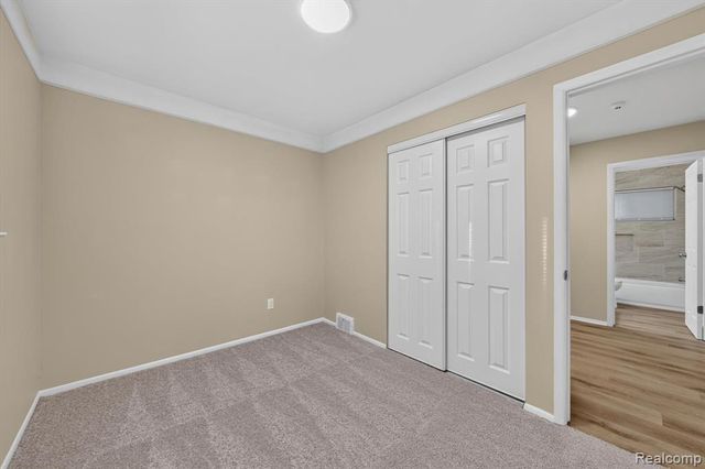 1608 Gloria Street, Westland, MI 48186