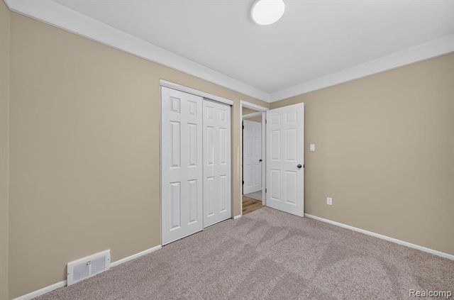 1608 Gloria Street, Westland, MI 48186