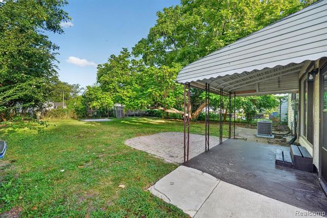 1608 Gloria Street, Westland, MI 48186