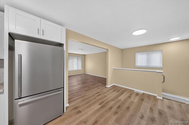 1608 Gloria Street, Westland, MI 48186