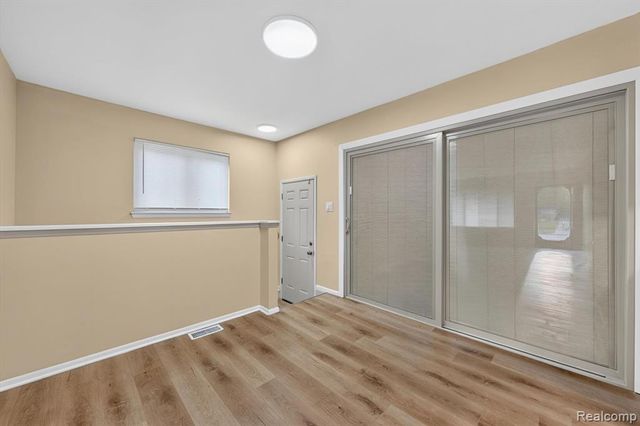 1608 Gloria Street, Westland, MI 48186