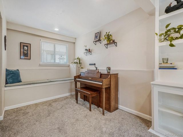 5856 S Routt St, Littleton, CO 80127