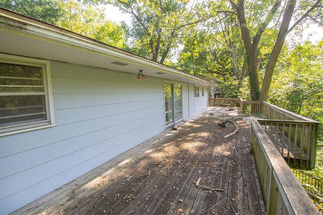 715 BLUFF DALE DR, Columbia, MO 65201