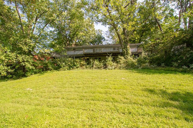 715 BLUFF DALE DR, Columbia, MO 65201