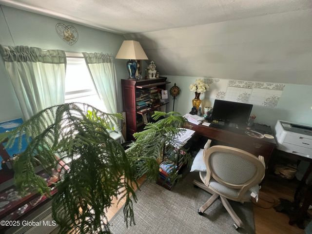 56 Wendell Street, Ravena, NY 12143