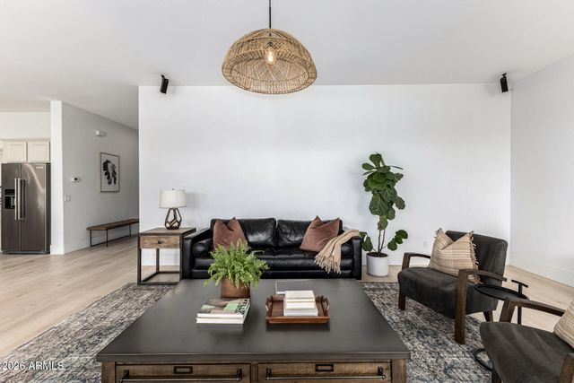 8207 E JASMINE Circle, Mesa, AZ 85207