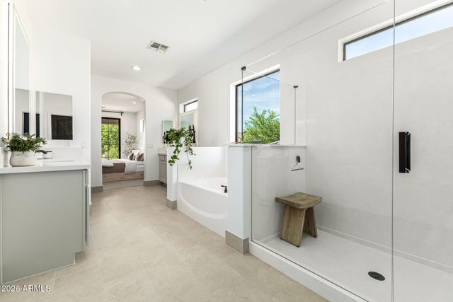 8207 E JASMINE Circle, Mesa, AZ 85207