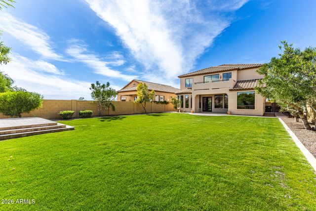 8207 E JASMINE Circle, Mesa, AZ 85207