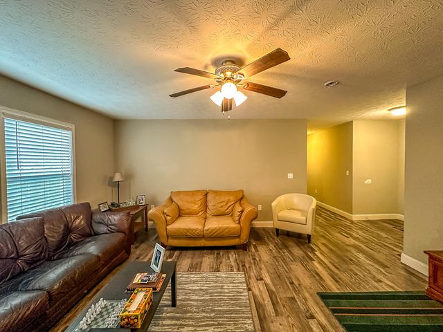 190 Hickory Ridge Drive, Corbin, KY 40701